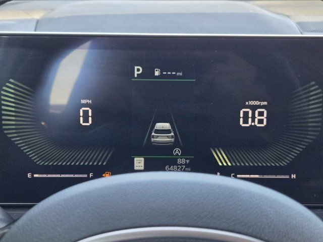 Used 2025 White Pearl Kia EX image 15