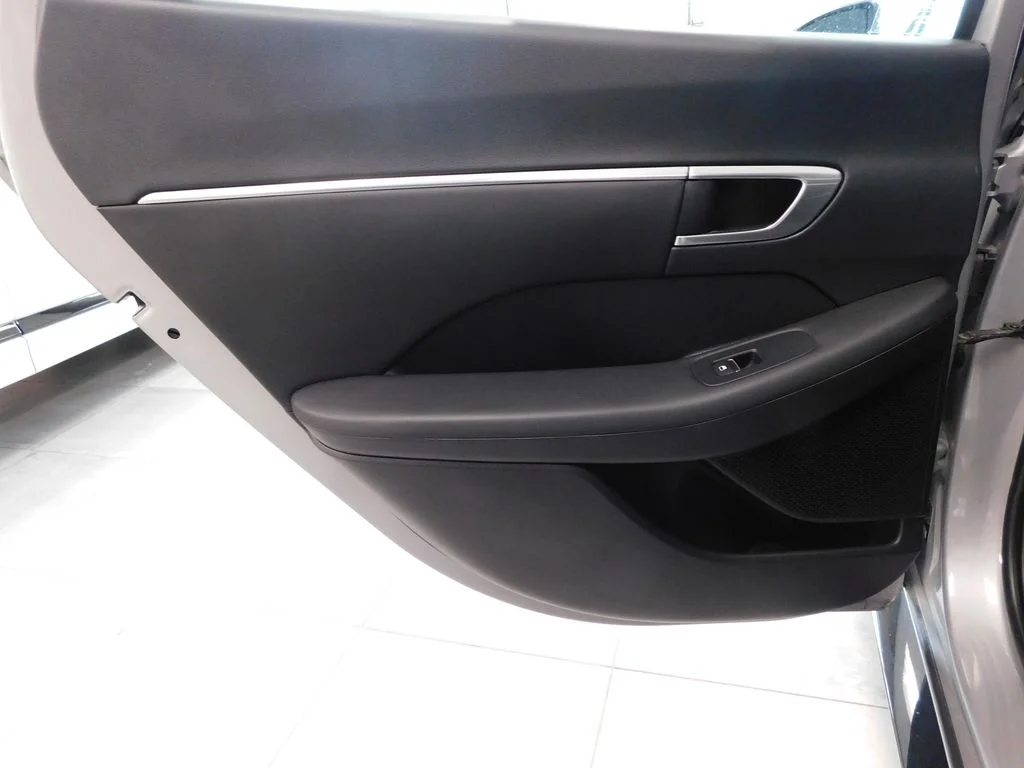 Certified Used 2023 Silver Hyundai SEL image 28