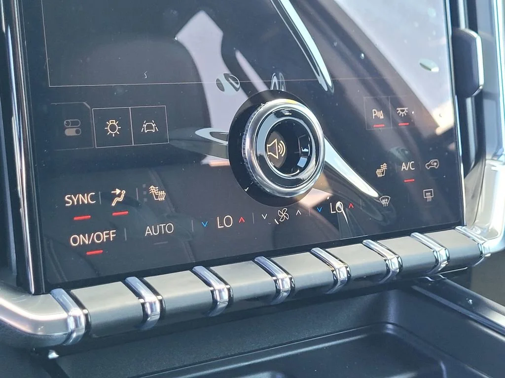 2026 GMC Acadia Elevation - Photo 17