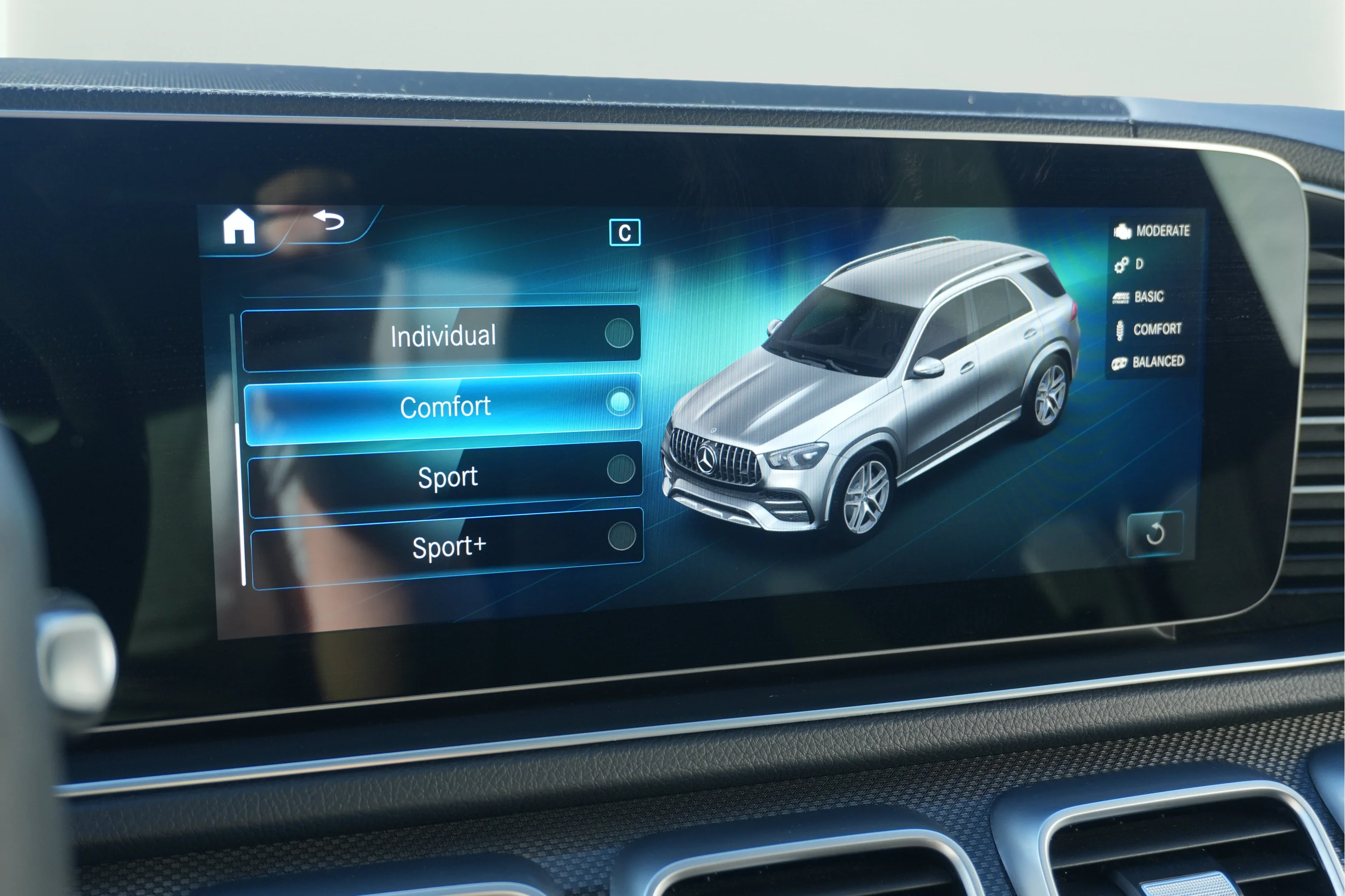 Used 2021 Obsidian Black Metallic Mercedes-Benz AMG® GLE 53 image 29