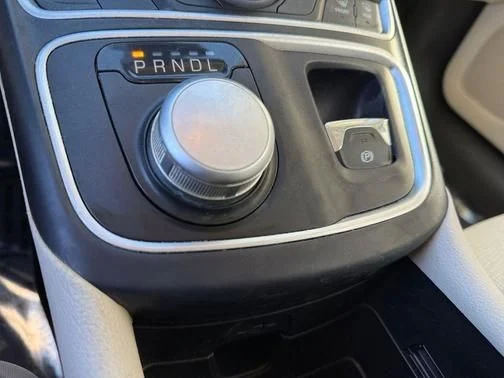 Used 2015 Black Chrysler Limited image 16