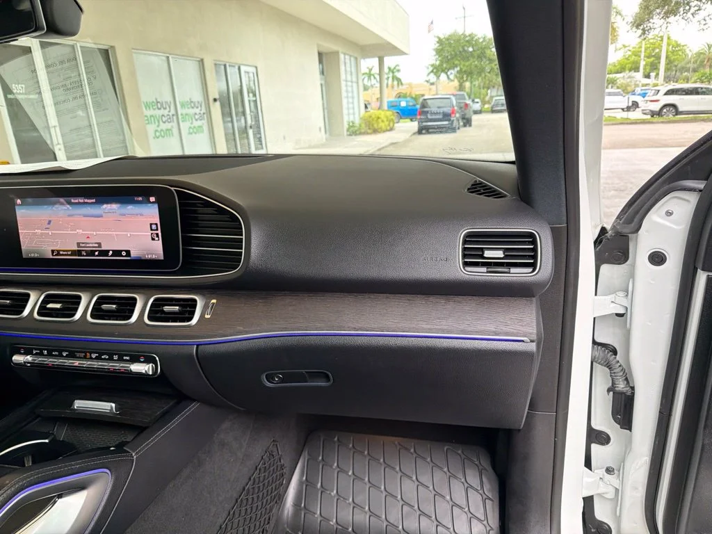Used 2020 White Mercedes-Benz GLE 350 image 29