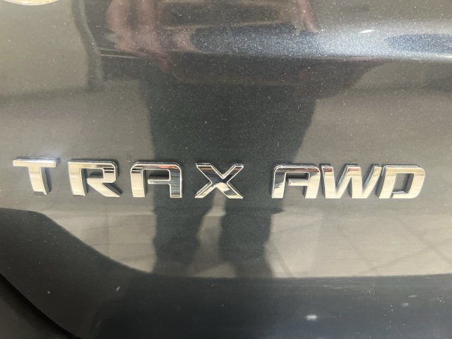 Used 2022 Gray Chevrolet LT image 25