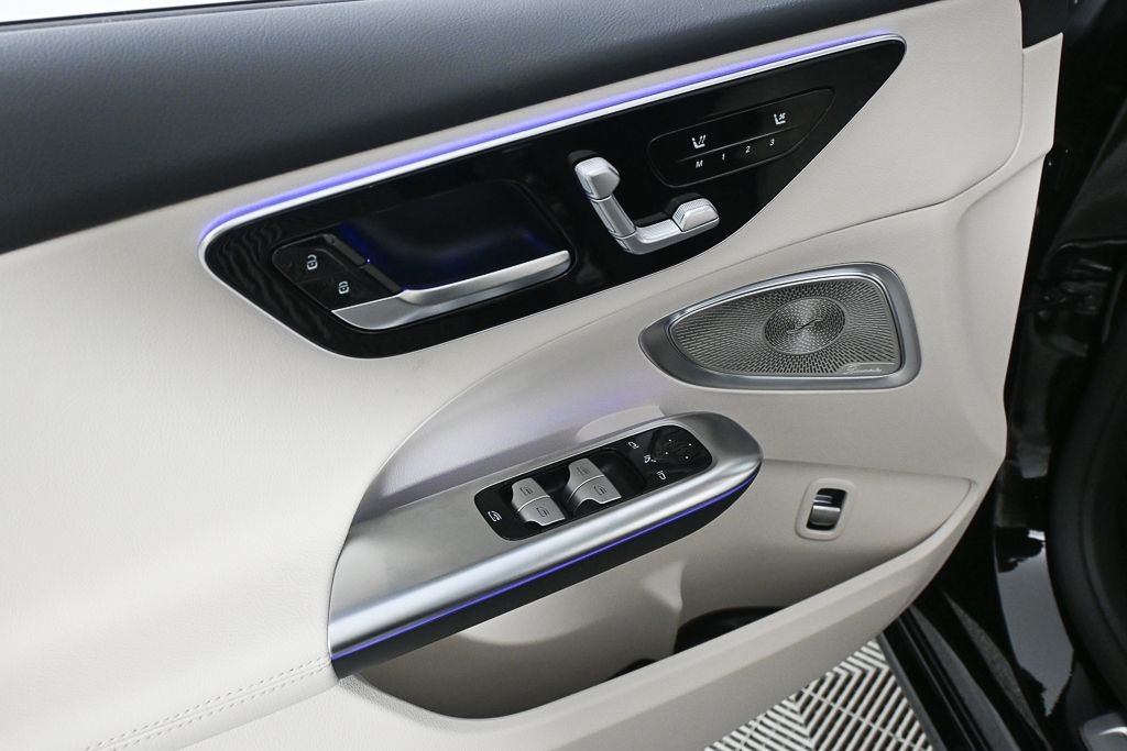 New 2026 Black Mercedes-Benz C 300 image 8