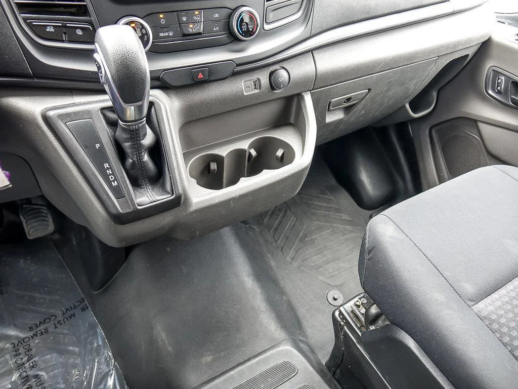 Used 2024 Oxford White Ford Base image 22