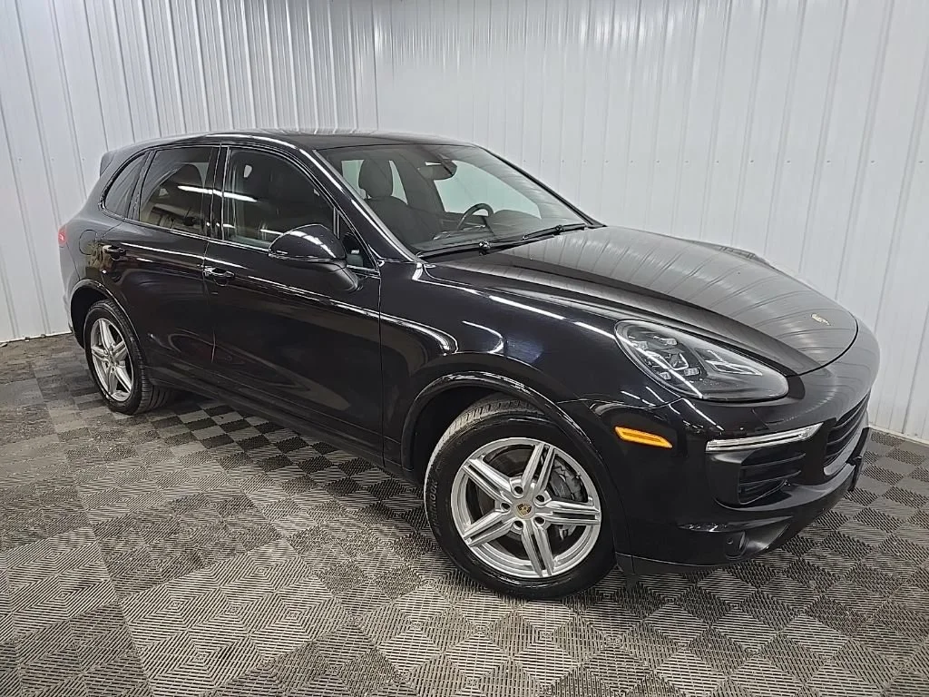 Used 2017 Bk Porsche NA image 7