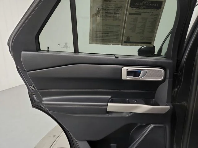 Used 2021 Black Ford Limited image 34