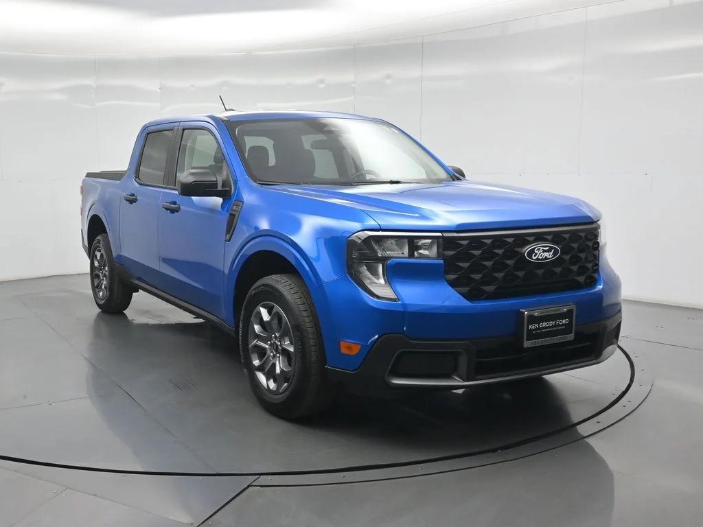 Certified Used 2026 Blue Ford XLT image 43