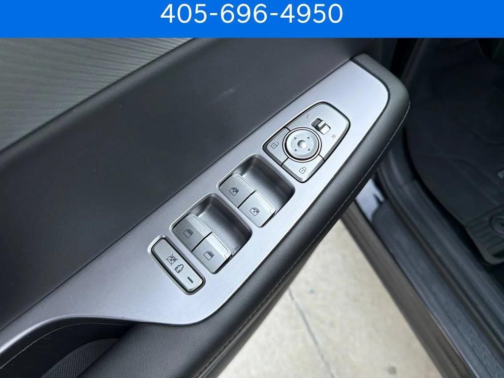 Certified Pre-Owned 2024 Hyundai Palisade SEL 7P