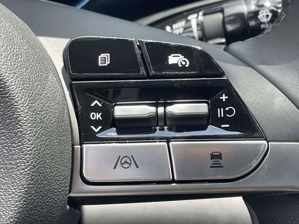 New 2026 Black Hyundai Limited image 21