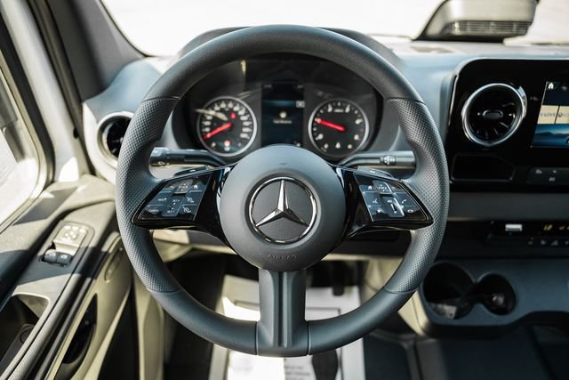 New 2026 Arctic White Mercedes-Benz Crew 144 WB image 27