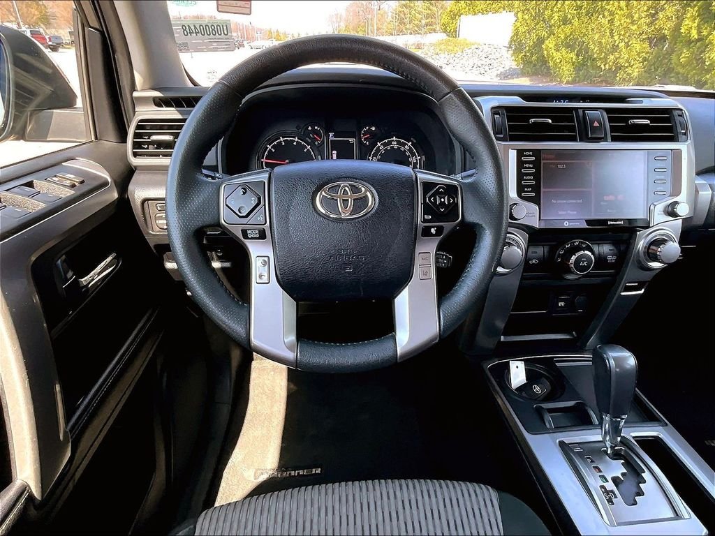 Used 2022 Magnetic Gray Metallic Toyota SR5 image 17