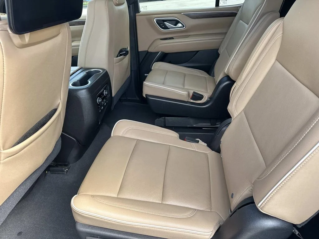 Used 2021 Gray Chevrolet Premier image 16