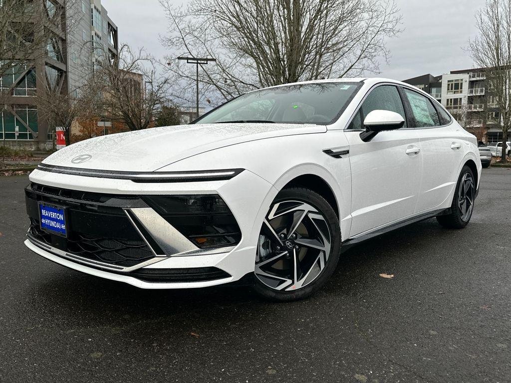 2026 Hyundai Sonata SEL AWD's photo