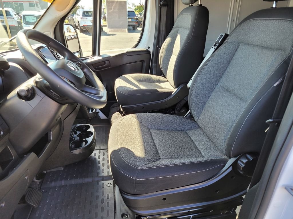 Used 2025 White Ram High Roof image 15