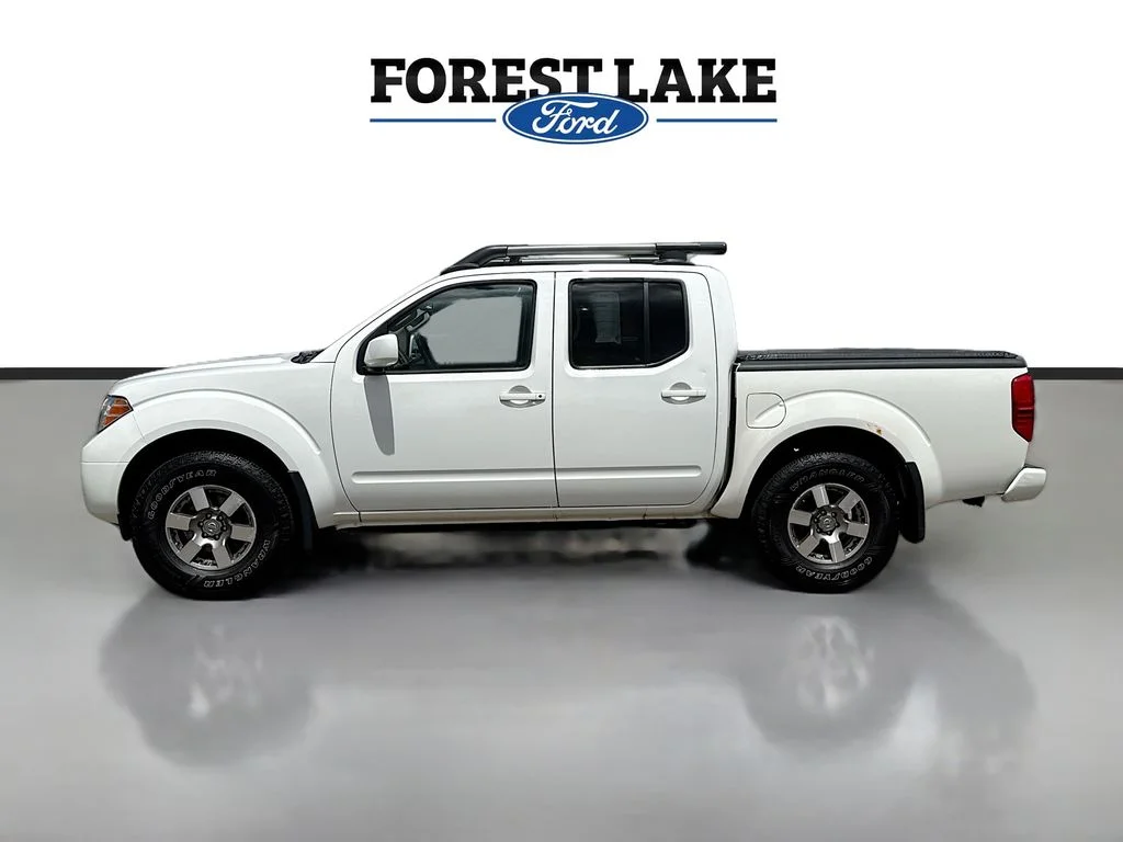 Used 2013 Glacier White Nissan PRO-4X image 4