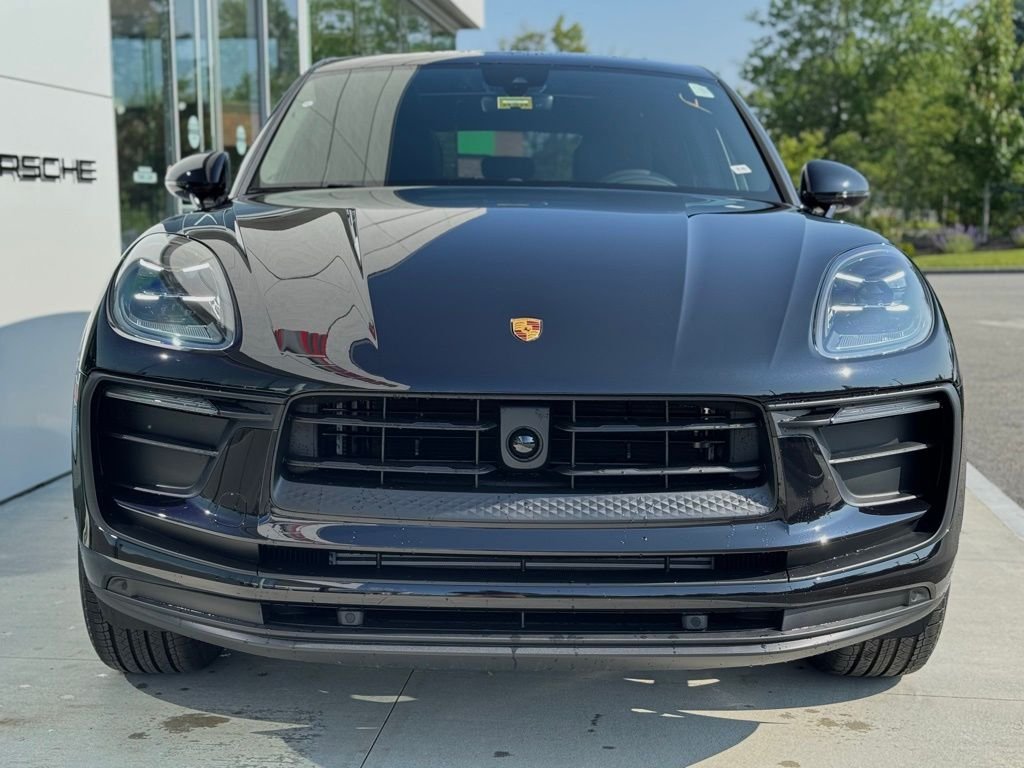 2025 Porsche Macan - Photo 7