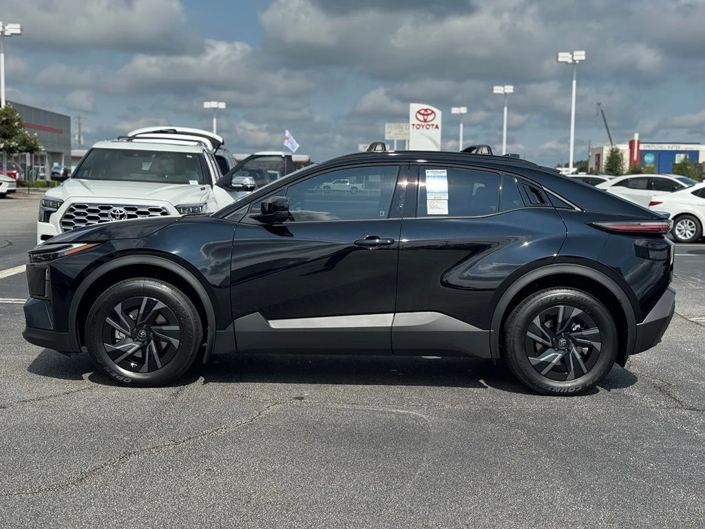 New 2026 Midnight Black Metallic Toyota SE image 8