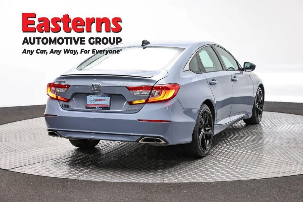 Used 2022 Gray Honda Sport image 6