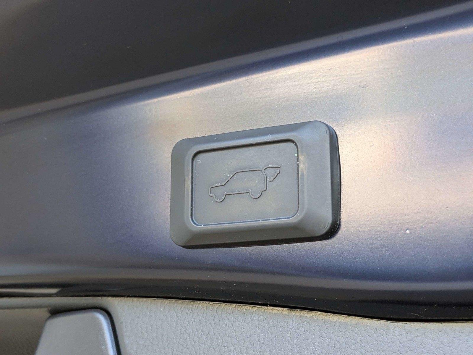 Used 2024 Blueprint Toyota XLE image 9