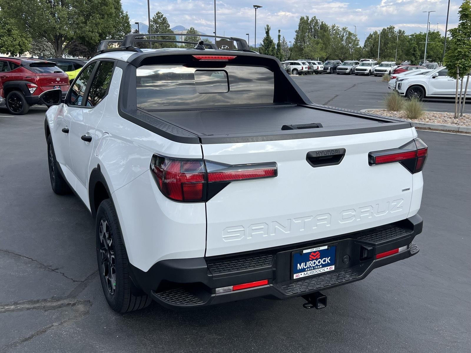 Certified Used 2024 Atlas White Hyundai SEL image 10