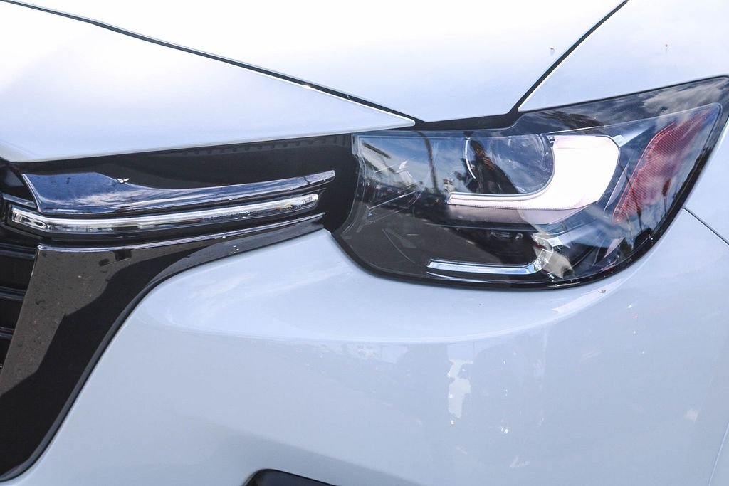 New 2026 Rhodium White Premium Mazda 3.3 Turbo S Premium Plus AWD image 8