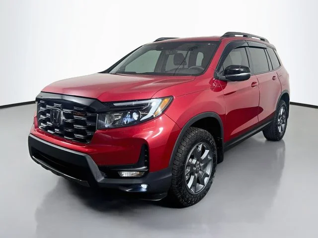 Certified Used 2025 Radiant Red Metallic II Honda AWD TRAILSPORT image 5