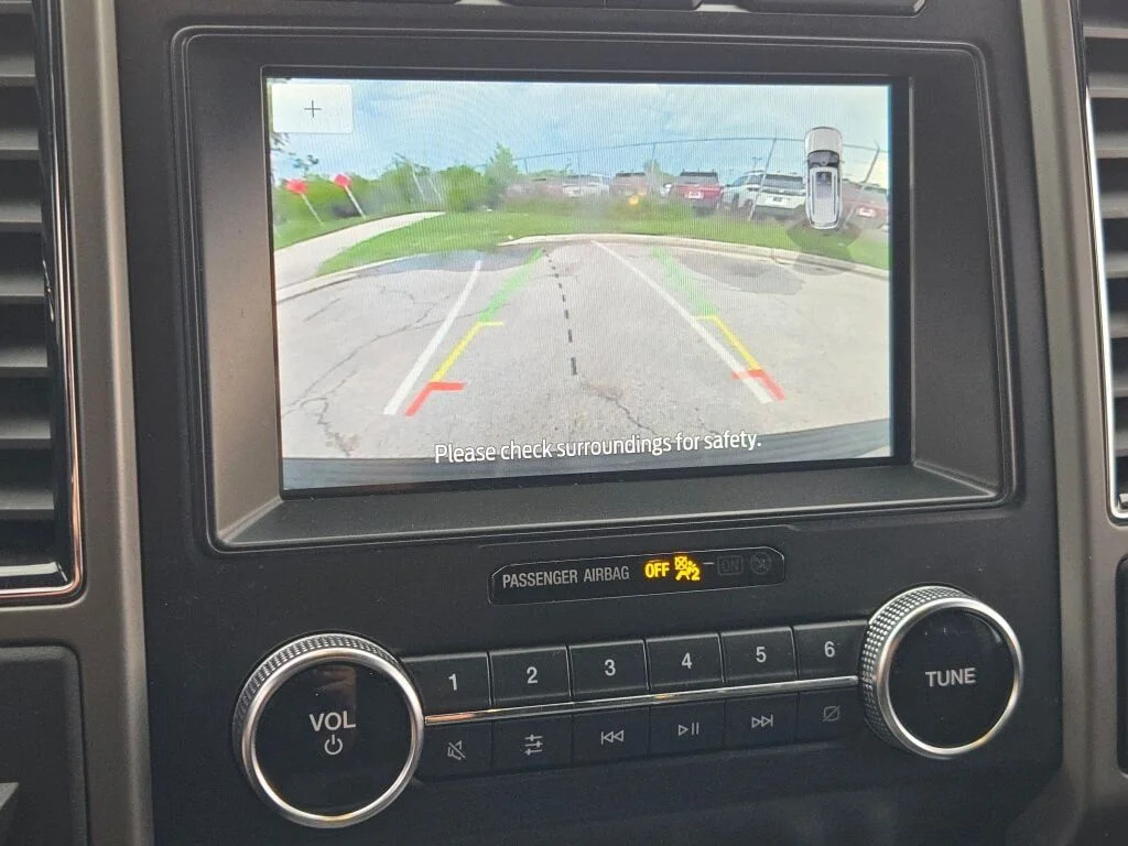 Used 2021 Black Ford XLT image 26