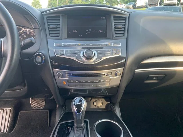 Used 2020 Silver INFINITI PURE image 31