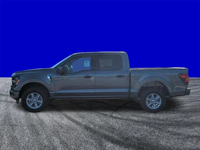 New 2026 Carbonized Gray Metallic Ford XLT image 7