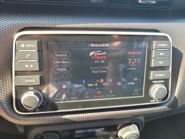 Used 2018 White Nissan SV image 23