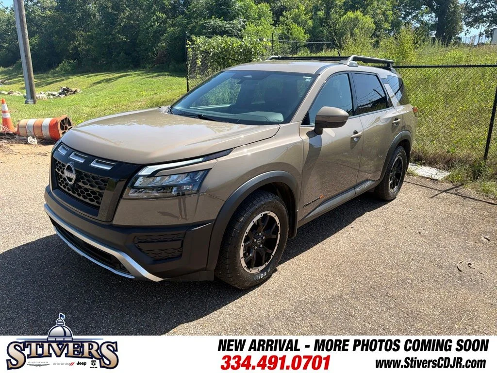Used 2024 Beige Nissan Rock Creek image 4