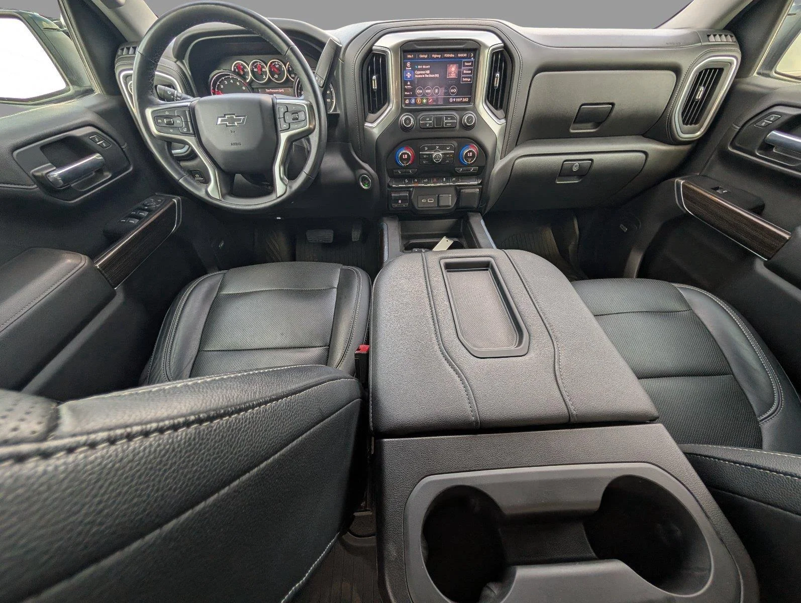 Used 2021 SUMMIT WHITE Chevrolet LT Trail Boss image 32