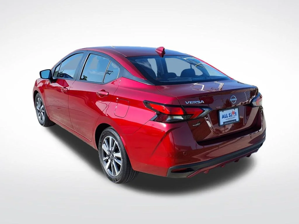 Used 2025 Red Nissan 1.6 SV image 6