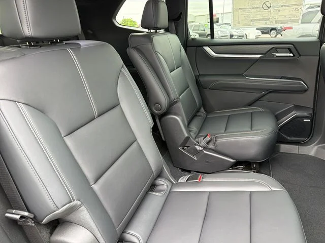 2026 GMC Acadia Elevation - Photo 23