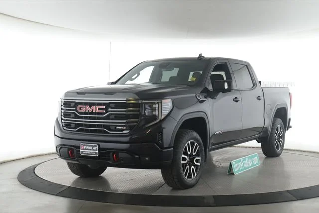 Used 2022 Black GMC AT4 image 10