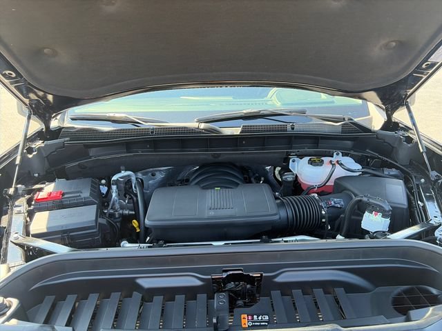 Used 2025 Onyx Black GMC Elevation image 28