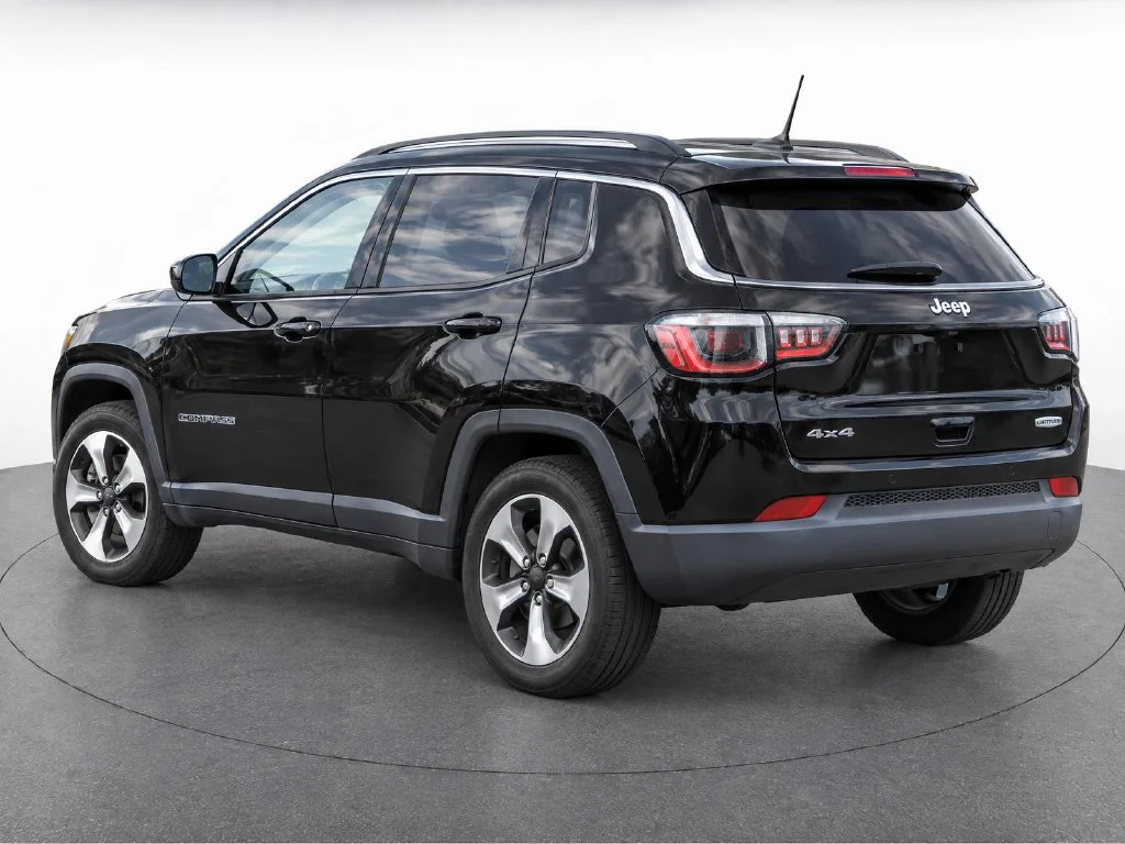 Used 2020 Jeep Compass Latitude with VIN 3C4NJDBB5LT203921 for sale in Woburn, MA