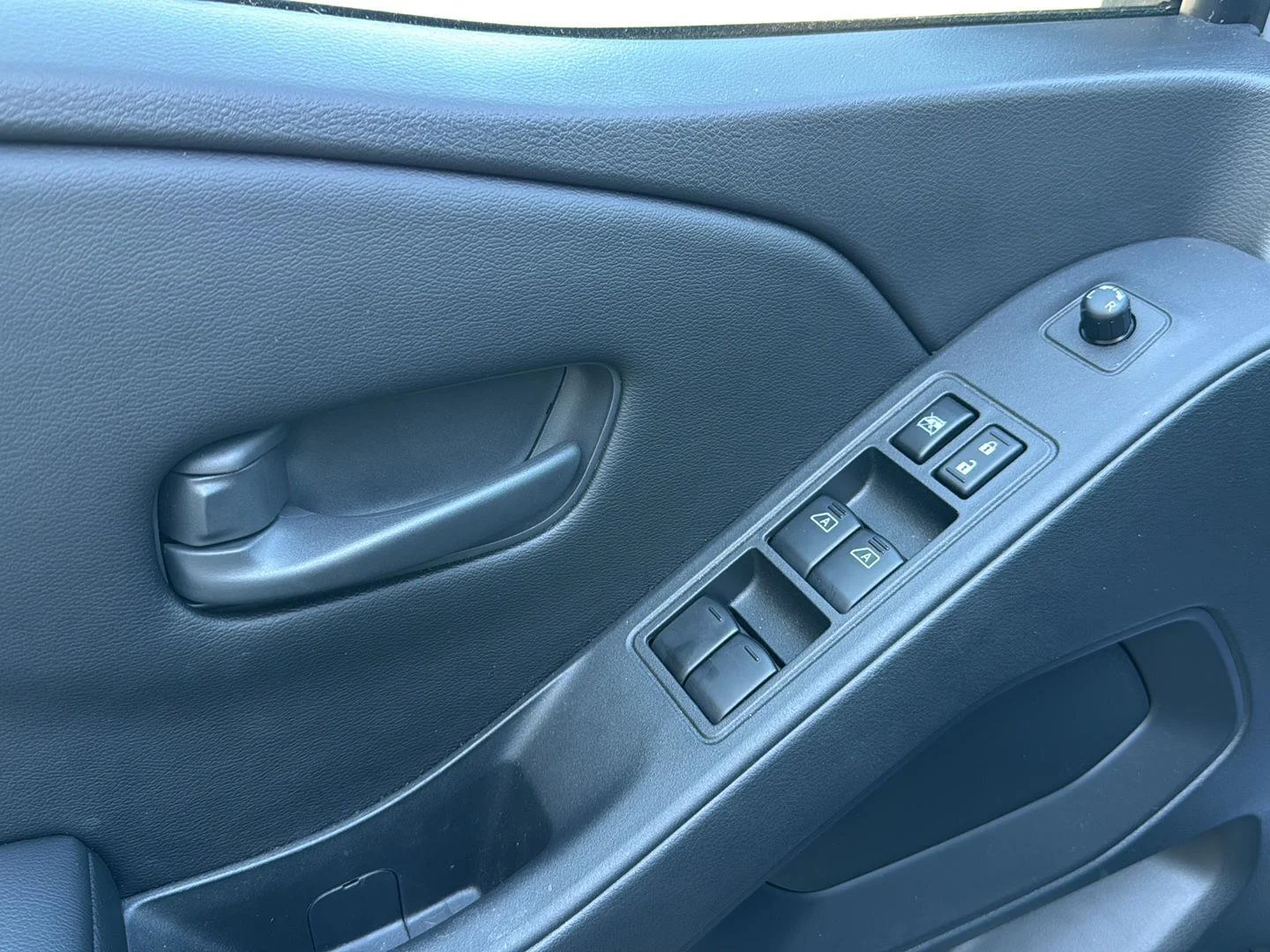 2026 Nissan Frontier SV - Photo 19