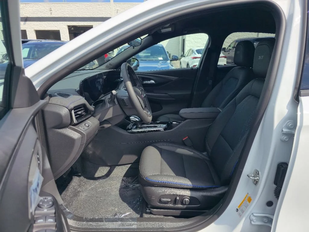 2026 Buick Envista Sport Touring - Photo 21