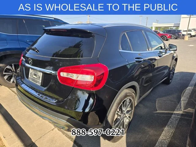 Used 2016 Black Mercedes-Benz GLA 250 image 6