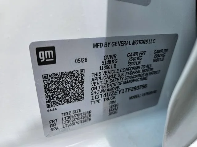 New 2026 Summit White GMC AT4X image 30