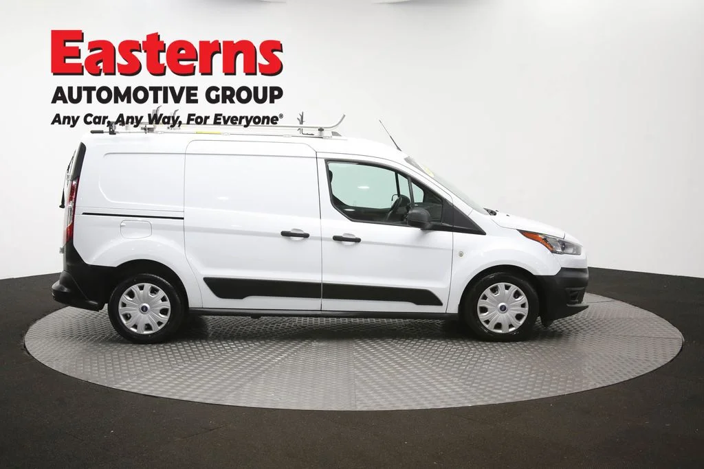 Used 2022 White Ford XL image 47