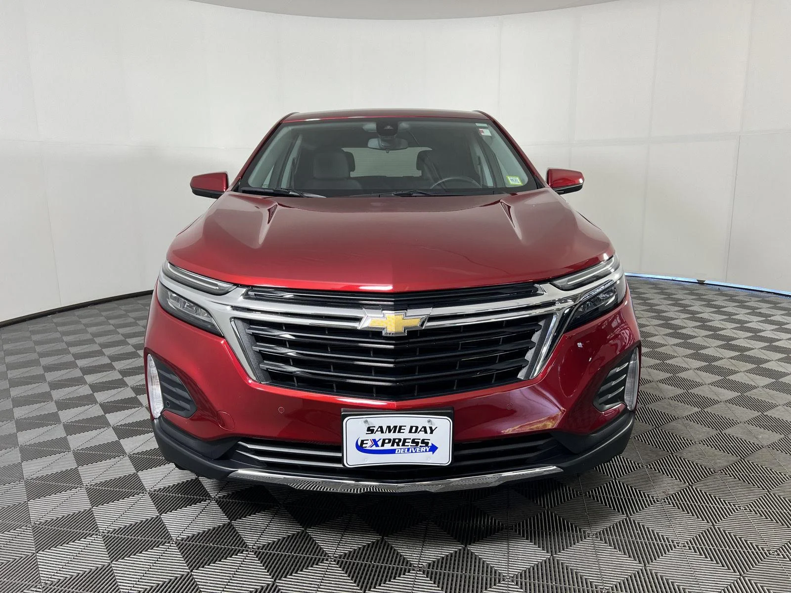 Used 2024 Radiant Red Tintcoat Chevrolet LT image 29