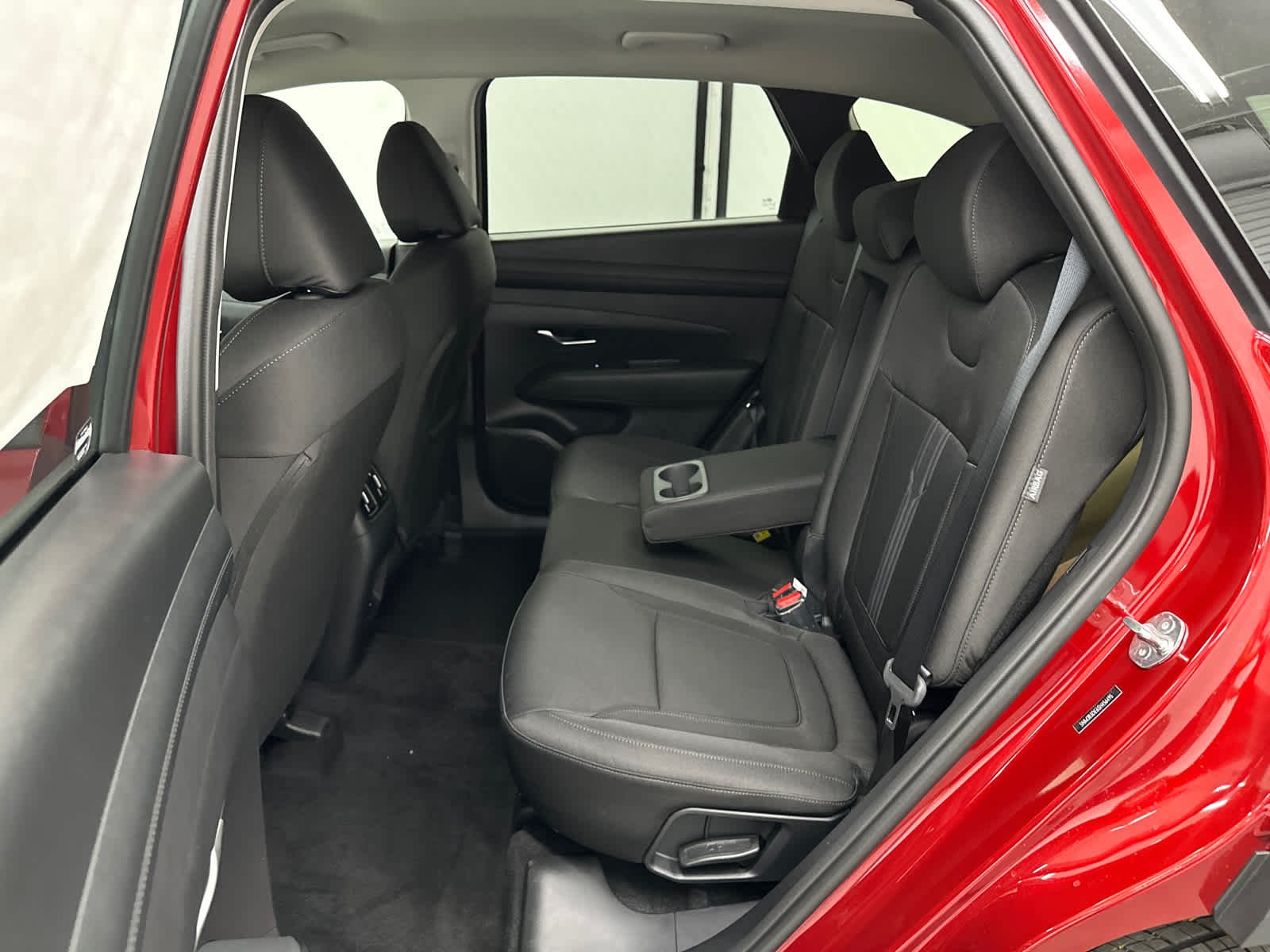 2025 Hyundai Tucson SEL - Photo 16