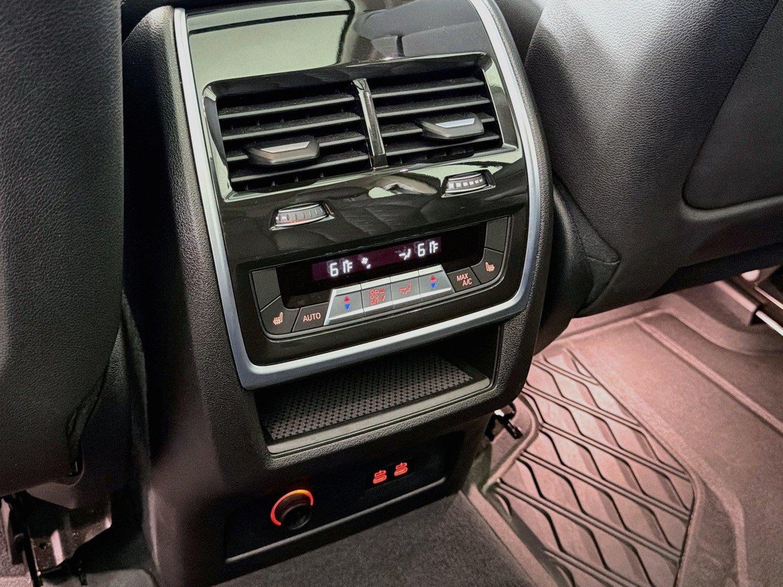 Certified Used 2024 Skyscraper Grey Metallic BMW xDrive40i image 26