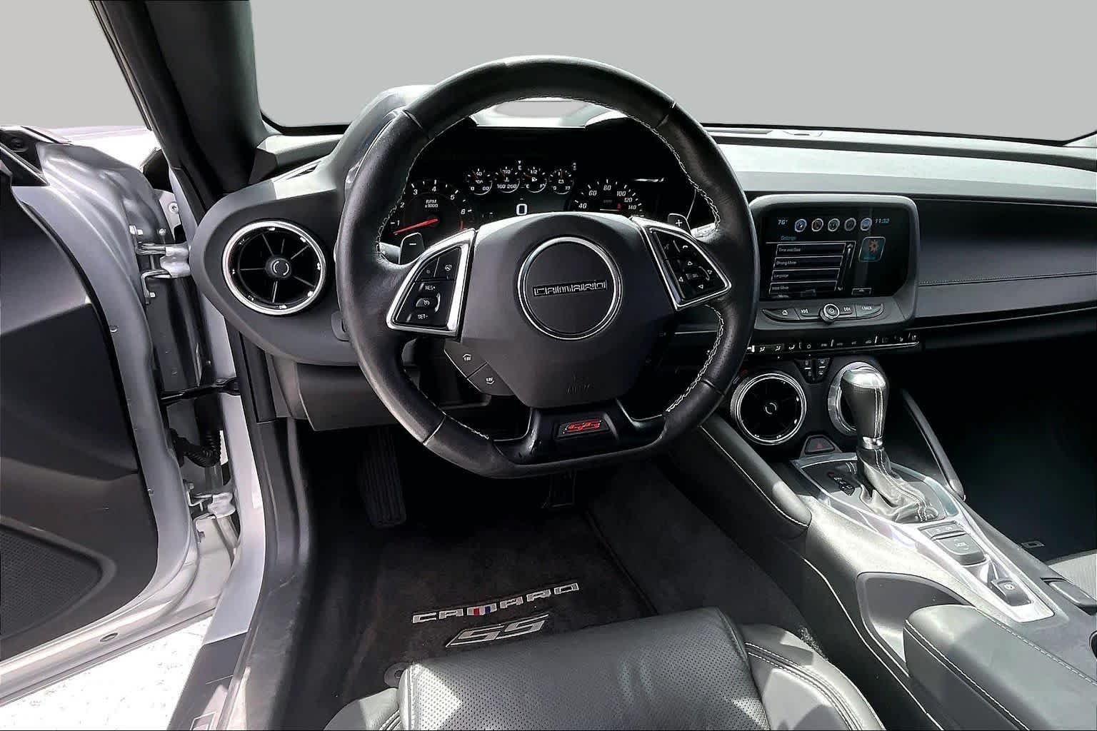 Used 2018 Silver Ice Metallic Chevrolet 2SS image 6