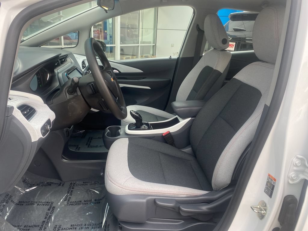 Used 2019 (Includes (TUS) Black grille.) Chevrolet LT image 9