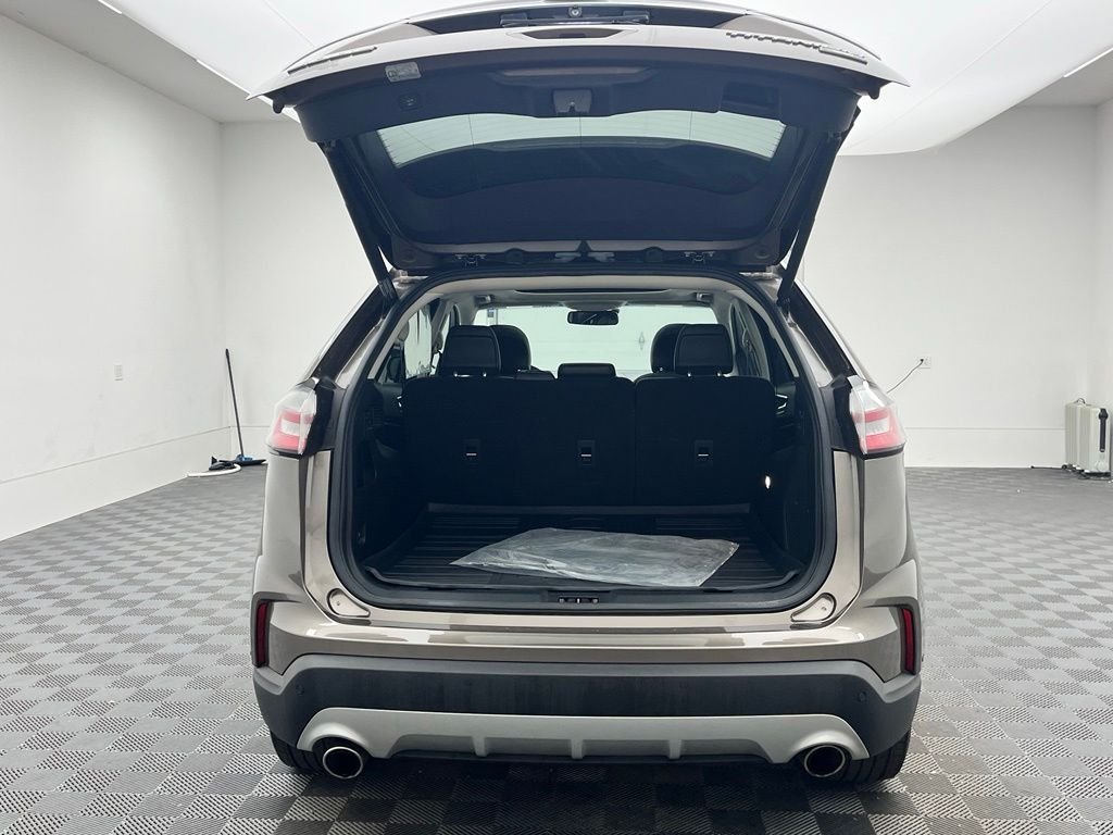 Used 2019 Stone Gray Metallic Ford Titanium image 11