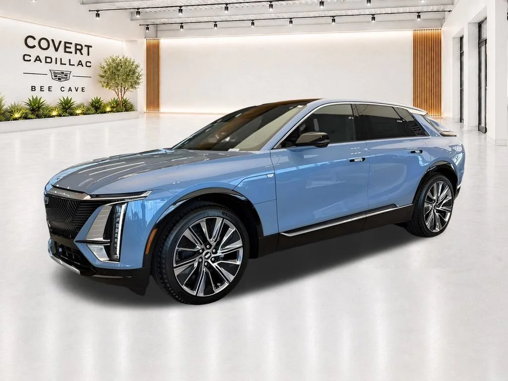 2027 Cadillac LYRIQ Signature Luxury - Photo 4